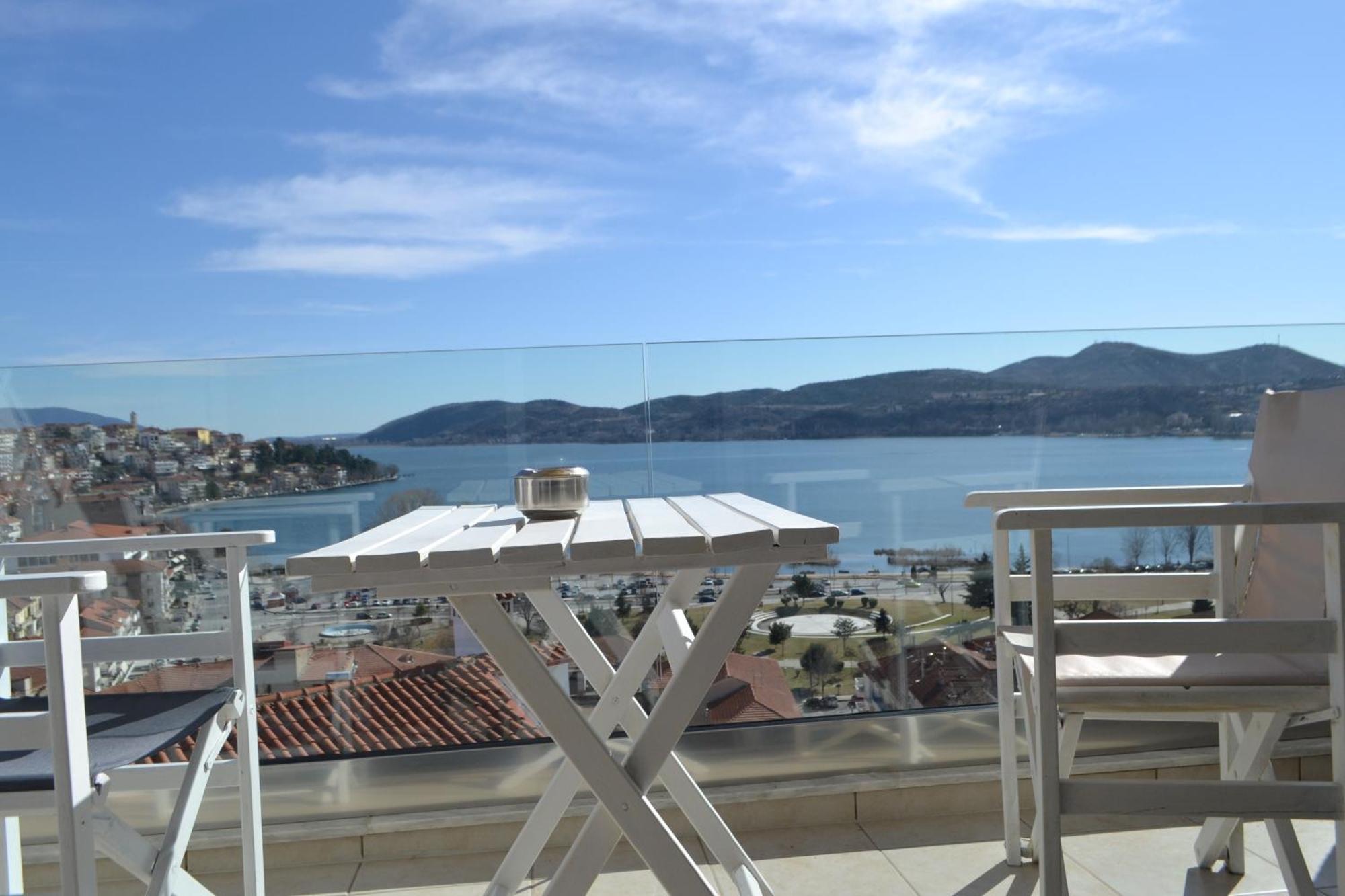 Calm Lake Balcony Kastoria Extérieur photo